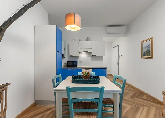 Casa Diego, Centro Living * Colico