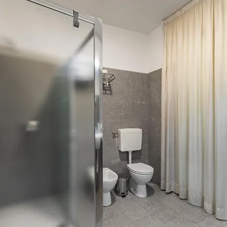 Casa Diego, Centro Living * Colico